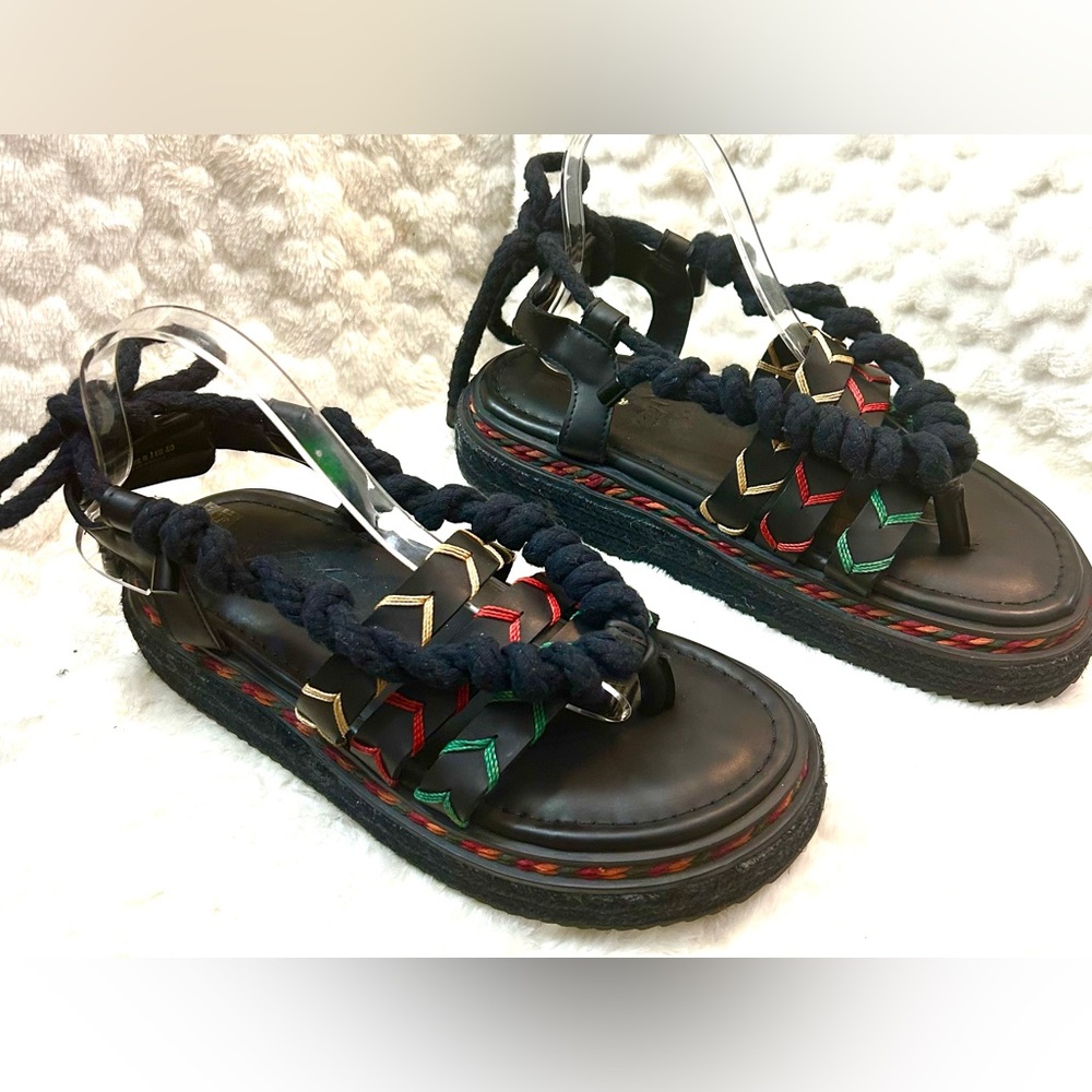 FARM rio black leather rope tie platform sandals
Women’s size 9. Made in Brazil
